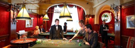 Maxims Casino Club